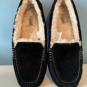 Ugg Women’s Ansley Slippers size 9